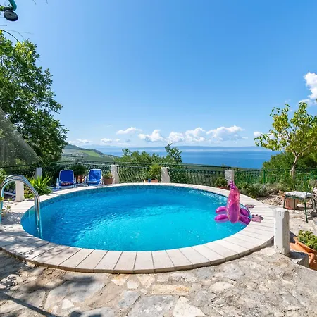 Karla Planinska Kuca Chalet *