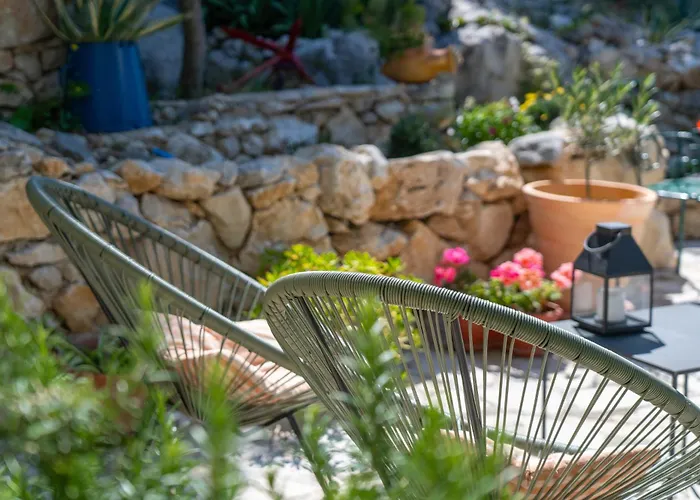 Karla Planinska Kuca *